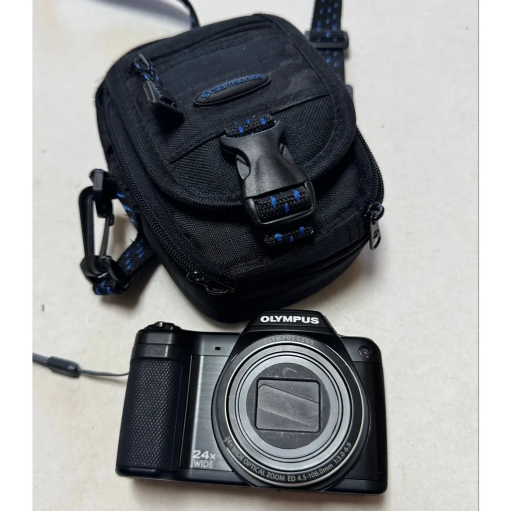 Olympus Stylus SZ-15 Digital Camera Black with Samsonite Case Tested - works
